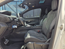 Cargar imagen en el visor de la galería, PEUGEOT 3008 GT LINE MODELO 2019
