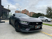 Cargar imagen en el visor de la galería, Ford Mustang GT
