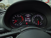 Cargar imagen en el visor de la galería, Audi A3 Sportback Modelo 2020
