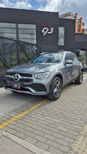 Cargar imagen en el visor de la galería, Mercedes-Benz Glc 300 e 4matic Modelo 2022
