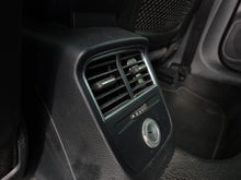 Cargar imagen en el visor de la galería, Audi A3 Sportback Modelo 2020
