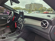 Cargar imagen en el visor de la galería, Mercedes-Benz CLA 180 Modepo 2017
