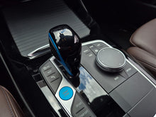 Cargar imagen en el visor de la galería, BMW IX3 M SPORT Modelo 2022
