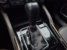 Cargar imagen en el visor de la galería, JEEP COMMANDER Modelo 2023

