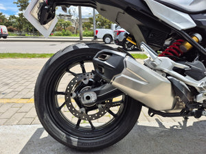 BMW F900R Modelo 2024