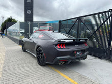 Cargar imagen en el visor de la galería, Ford Mustang GT
