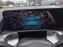 Cargar imagen en el visor de la galería, Mercedes-Benz GLB 200 Modelo 2022

