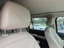 Cargar imagen en el visor de la galería, Ford Expedition Limited Modelo 2022
