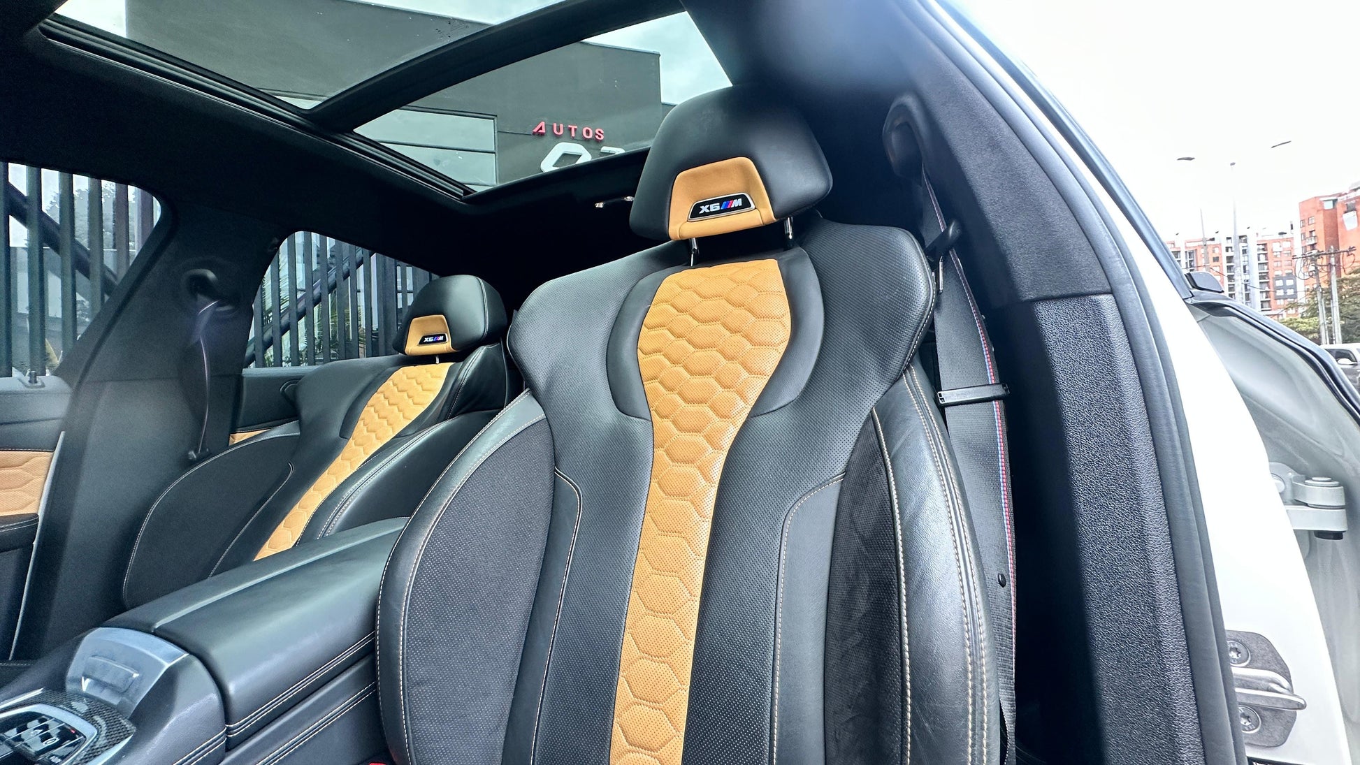 BMW X6 M COMPETITION Modelo 2023 - Autos 93