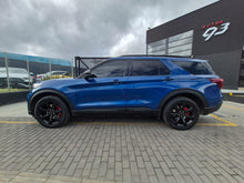 Cargar imagen en el visor de la galería, Ford Explorer ST Modelo 2021
