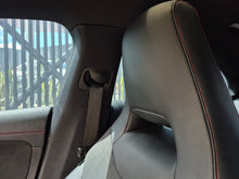 Cargar imagen en el visor de la galería, Mercedes-Benz CLA 180 Modelo 2022
