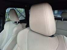 Cargar imagen en el visor de la galería, BMW X1 SDRIVE18I Modelo 2023
