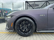 Cargar imagen en el visor de la galería, Ford Mustang GT
