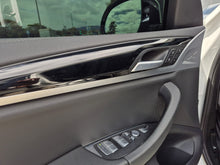 Cargar imagen en el visor de la galería, BMW IX3 M SPORT Modelo 2022
