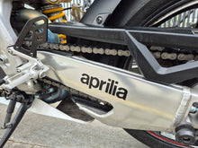 Cargar imagen en el visor de la galería, Aprilia RSV4 1100 E5 Modelo 2022
