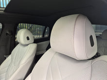 Cargar imagen en el visor de la galería, BMW X6 XDRIVE40I Modelo 2024
