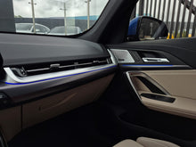 Cargar imagen en el visor de la galería, BMW X1 SDRIVE18I Modelo 2023
