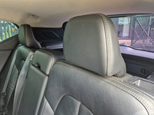 Cargar imagen en el visor de la galería, Volvo XC40 B5 Modelo 2023
