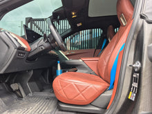 Cargar imagen en el visor de la galería, BMW IX XDRIVE40 Modelo 2022
