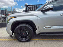 Cargar imagen en el visor de la galería, Toyota Sequoia 1794 TRD Modelo 2026

