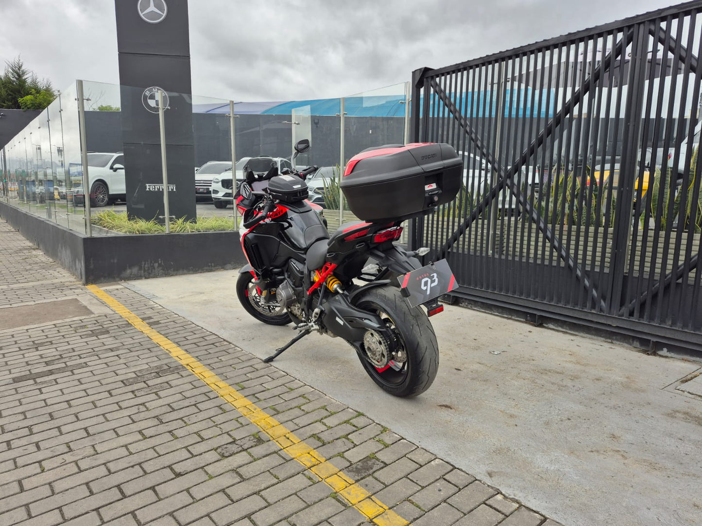 Ducati Multistrada V4 Pikes peak Modelo 2022