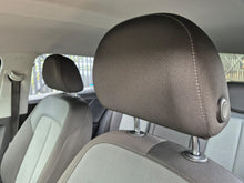 Cargar imagen en el visor de la galería, Audi Q2 Modelo 2019

