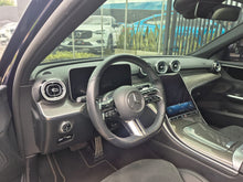 Cargar imagen en el visor de la galería, Mercedes-Benz C200 Modelo 2022
