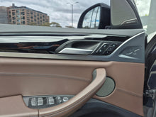 Cargar imagen en el visor de la galería, BMW IX3 M SPORT Modelo 2022
