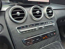 Cargar imagen en el visor de la galería, Mercedes-Benz AMG C43 4MATIC Modelo 2020
