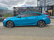 Cargar imagen en el visor de la galería, BMW 218I Gran Coupe Modelo 2023
