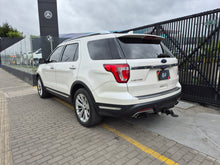 Cargar imagen en el visor de la galería, Ford Explorer Limited Blindado Modelo 2019
