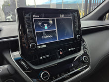 Cargar imagen en el visor de la galería, Toyota Corolla Cross SE-G Modelo 2017
