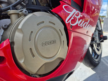 Cargar imagen en el visor de la galería, DUCATI PANIGALE V4 Modelo 2019
