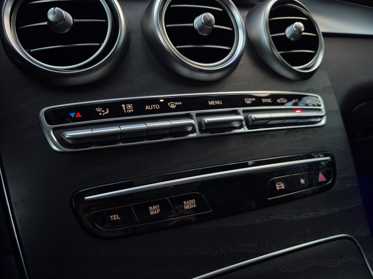 Mercedes-Benz GLC 300 4MATIC Modelo 2020