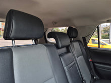 Cargar imagen en el visor de la galería, Toyota 4Runner Modelo 2021
