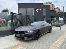 Cargar imagen en el visor de la galería, Ford Mustang GT
