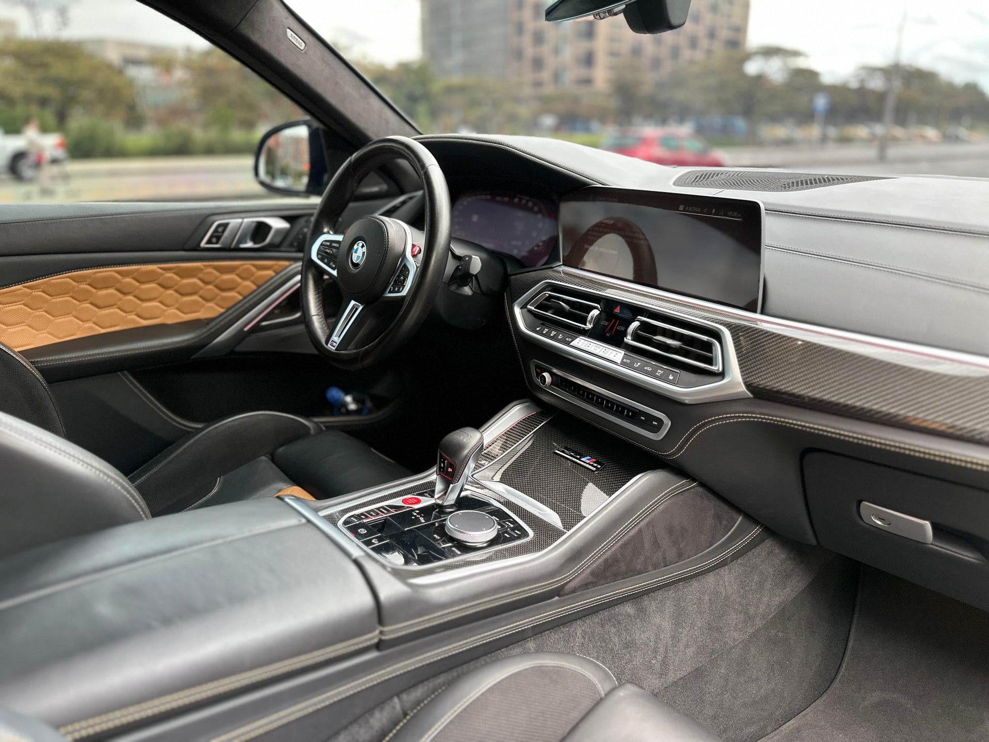 BMW X6 M COMPETITION Modelo 2023 - Autos 93