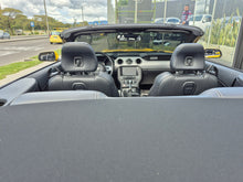 Cargar imagen en el visor de la galería, Ford Mustang Modelo 2017
