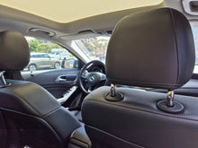 Cargar imagen en el visor de la galería, Mercedes-Benz GLA200 Modelo 2020

