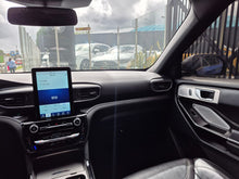 Cargar imagen en el visor de la galería, Ford Explorer ST Modelo 2021
