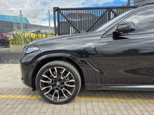 Cargar imagen en el visor de la galería, BMW X6 XDRIVE40I Modelo 2024
