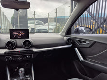 Cargar imagen en el visor de la galería, Audi Q2 Modelo 2019
