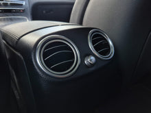 Cargar imagen en el visor de la galería, Mercedes-Benz Glc 300 e 4matic Modelo 2022
