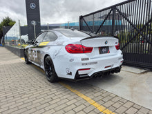 Cargar imagen en el visor de la galería, BMW M4 Coupe Modelo 2018
