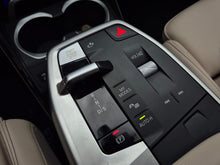 Cargar imagen en el visor de la galería, BMW X1 SDRIVE18I Modelo 2023
