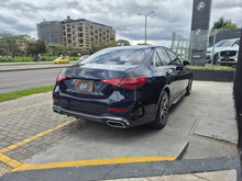 Cargar imagen en el visor de la galería, Mercedes-Benz C200 Modelo 2022
