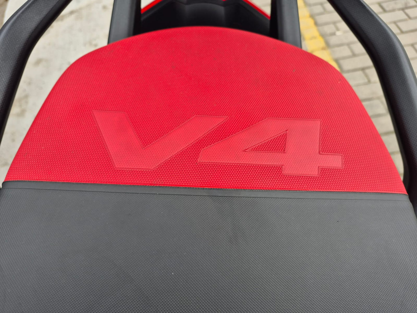 Ducati Multistrada V4 Pikes peak Modelo 2022