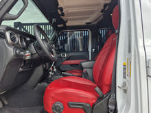 Cargar imagen en el visor de la galería, Jeep Wrangler Sahara Modelo 2023
