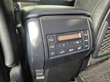 Cargar imagen en el visor de la galería, Toyota Prado Txl Modelo 2020
