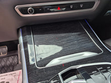 Cargar imagen en el visor de la galería, BMW X5 M60I XDRIVE Modelo 2024
